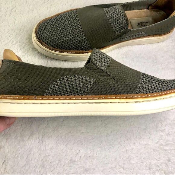 UGG SAMMY KNIT SLIP ON SNEAKERS WITH LEATHER TRIM - Picture 4 of 9